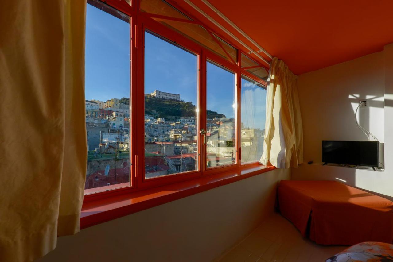 Toledo Panoramic Rooftop With Terrace Bed and breakfast Nápoles