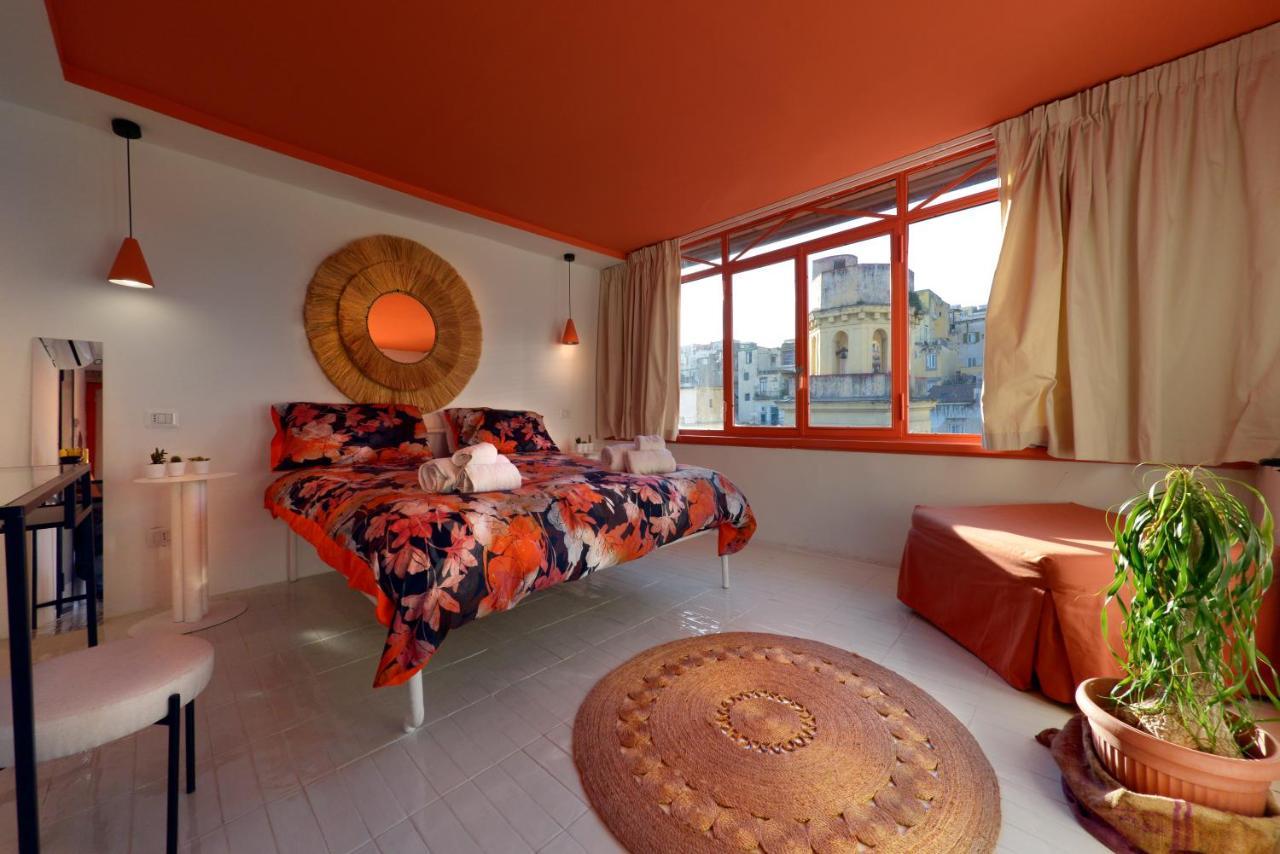 Toledo Panoramic Rooftop With Terrace Bed and breakfast Nápoles